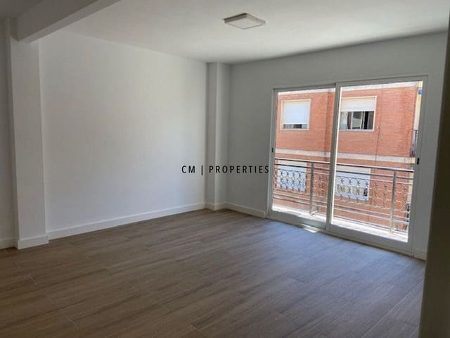 Piso de 4 habitaciones en Godella en alquiler - 1.500 € (Ref: 9675096)