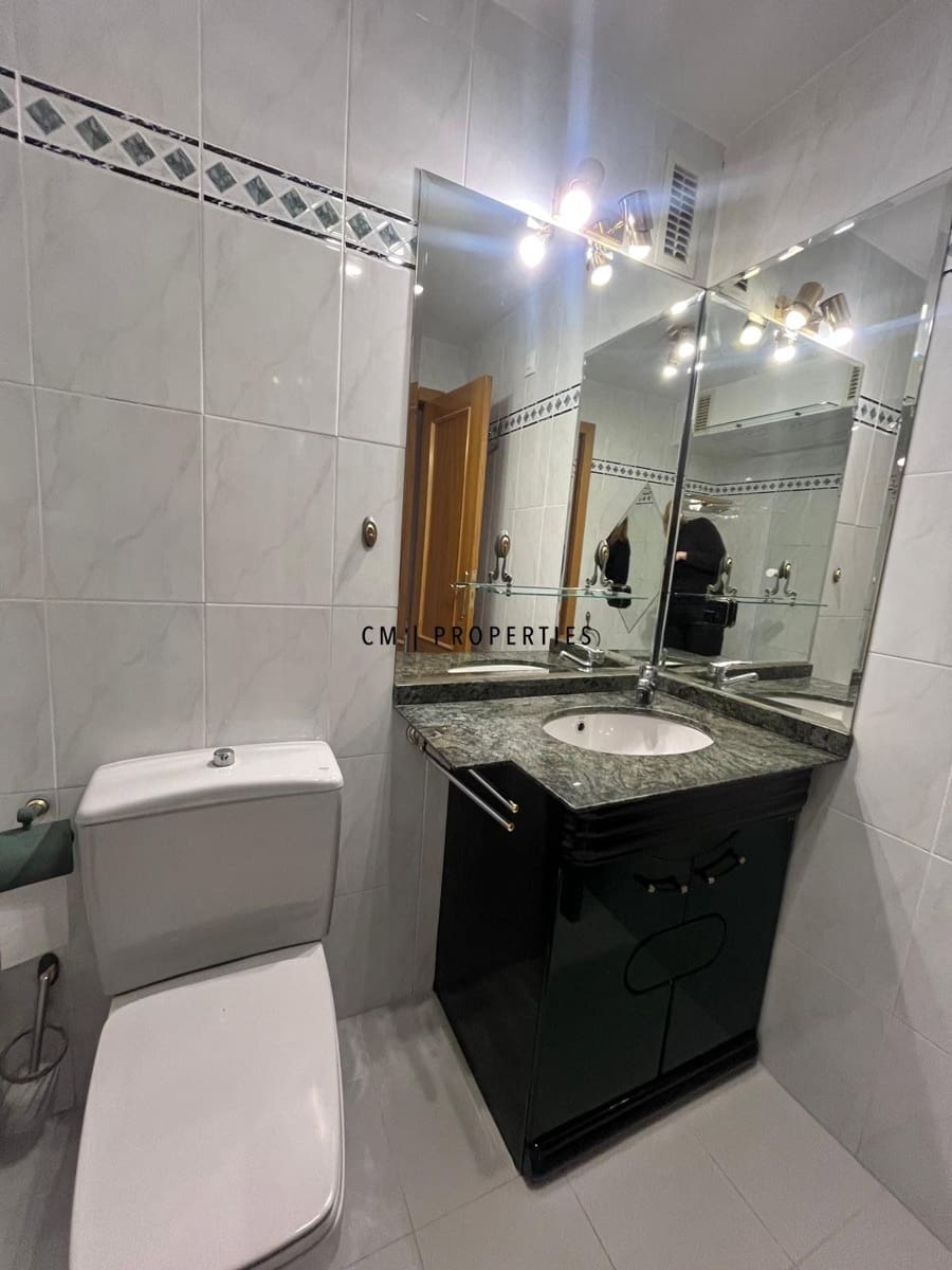 Piso de 2 habitaciones en València ciudad en alquiler - 1.390 € (Ref: 9675973)