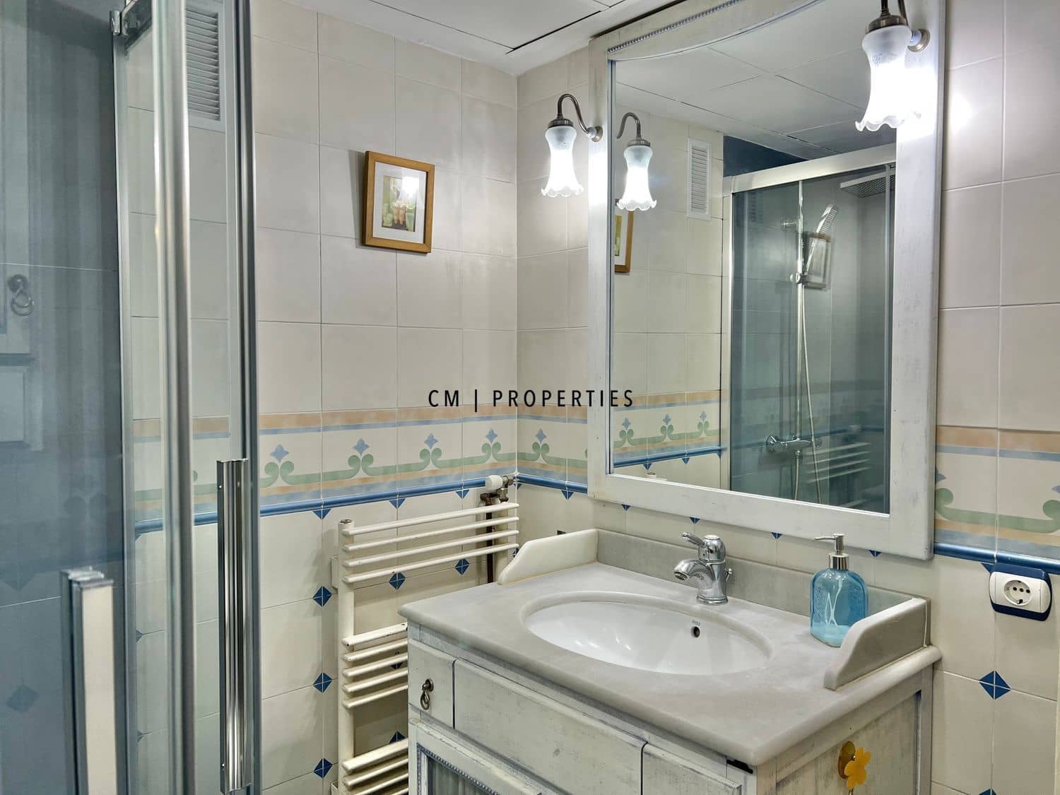 4 bedroom Flat for rent in Valencia city with garage - € 2,000 (Ref: 9685236)