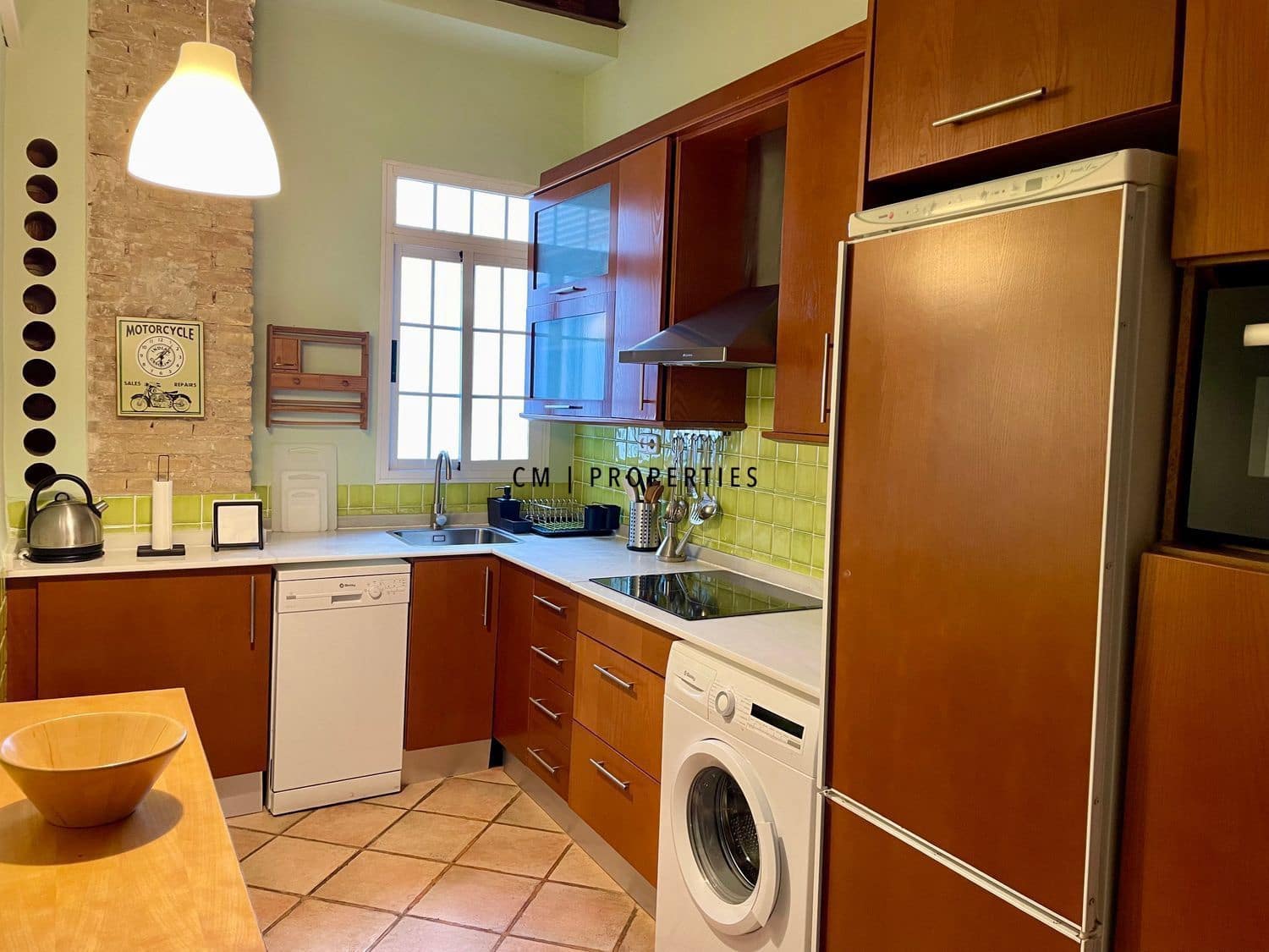 1 sypialnia Mieszkanie do wynajęcia w Miasto Walencja - 1 350 € (Ref: 9685572)