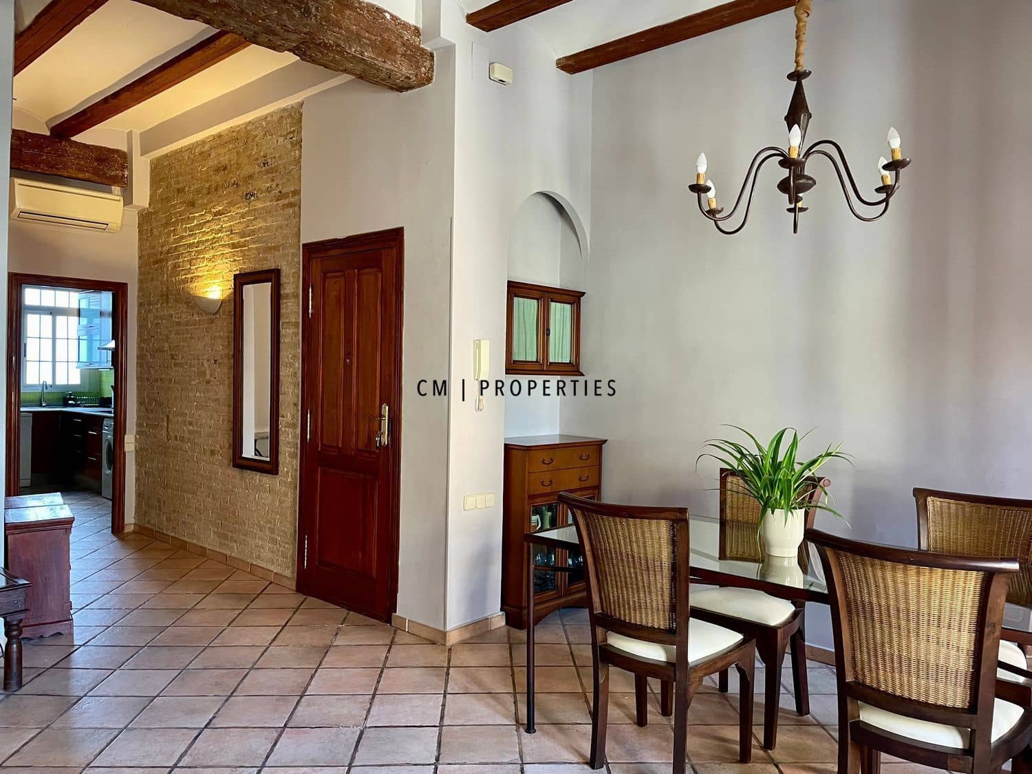 1 sypialnia Mieszkanie do wynajęcia w Miasto Walencja - 1 350 € (Ref: 9685572)