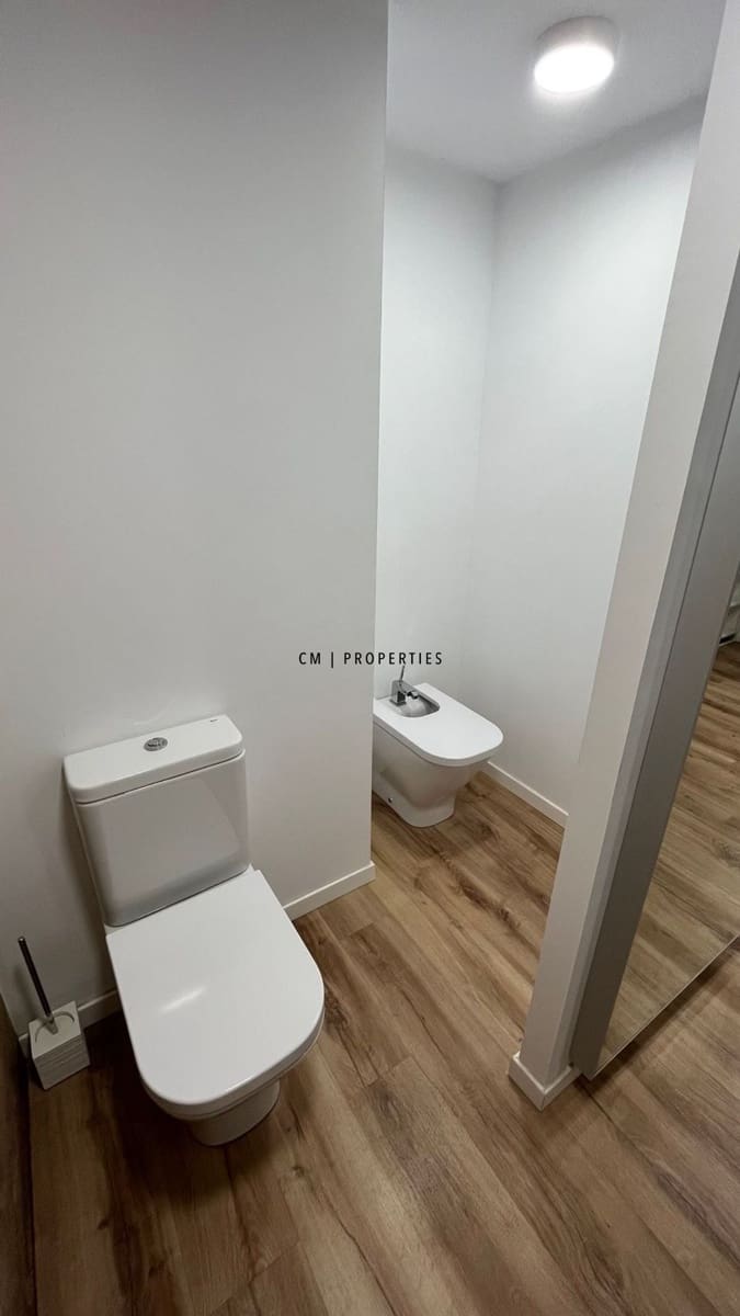 2 sypialnia Mieszkanie do wynajęcia w Miasto Walencja z basenem garażem - 1 300 € (Ref: 9687505)