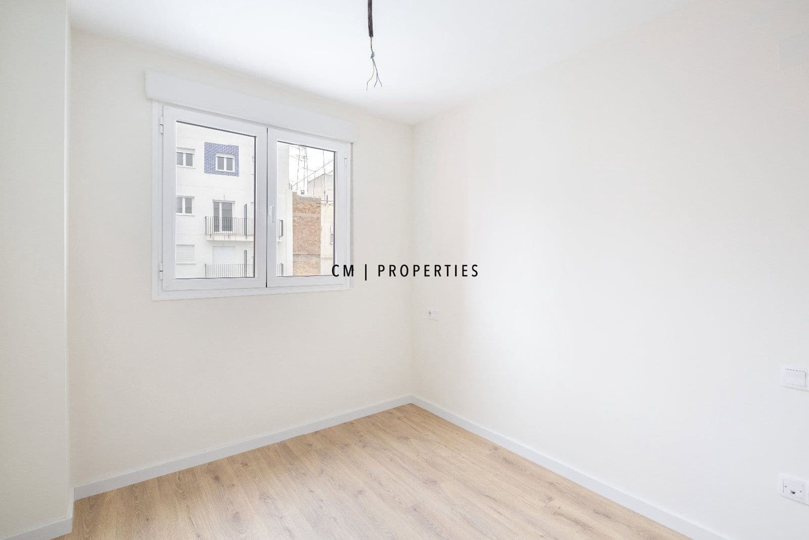 3 bedroom Flat for rent in Valencia city - € 1,500 (Ref: 9688473)