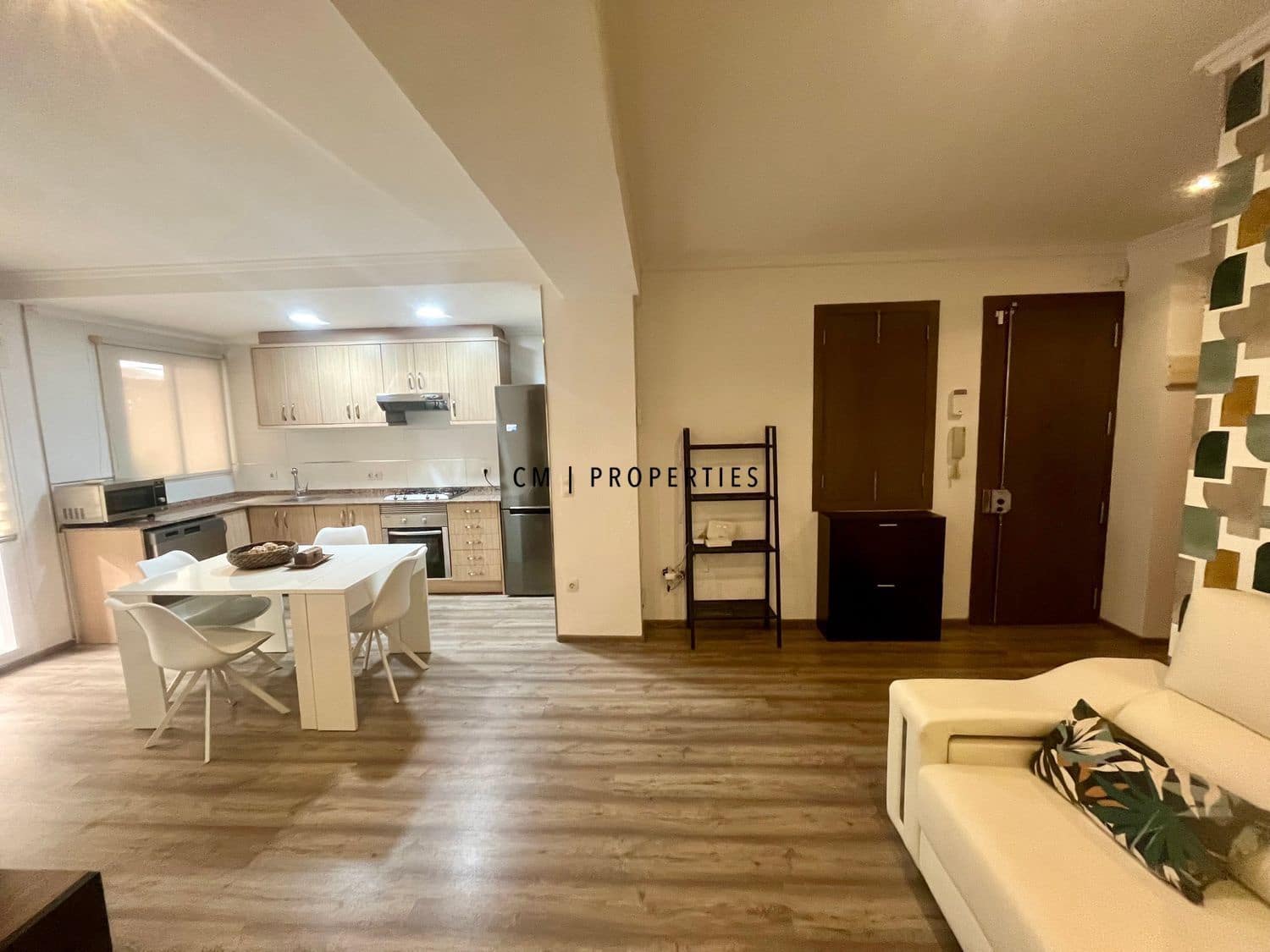 2 sovrum Lägenhet att hyra i Valencia stad - 1 400 € (Ref: 9688573)