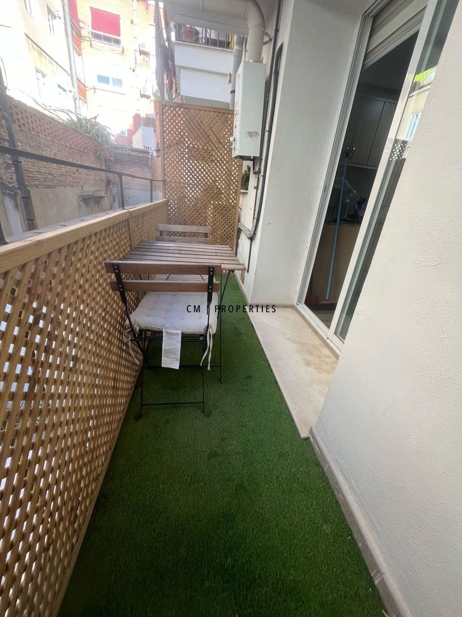 2 sovrum Lägenhet att hyra i Valencia stad - 1 400 € (Ref: 9688573)