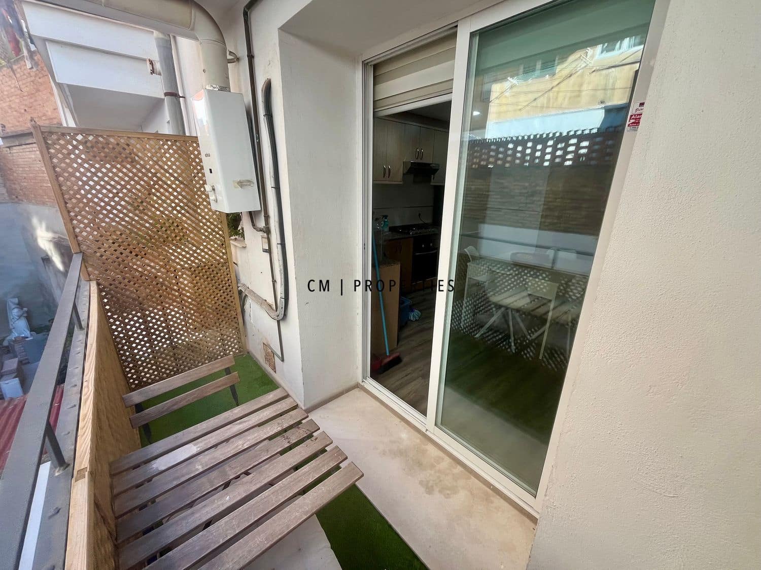 2 sovrum Lägenhet att hyra i Valencia stad - 1 400 € (Ref: 9688573)