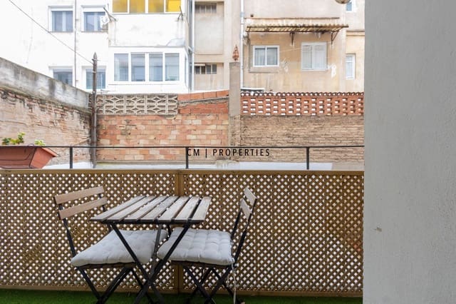 2 bedroom Flat for rent in Extramurs, Valencia city - € 1,400 (Ref: 9688573)