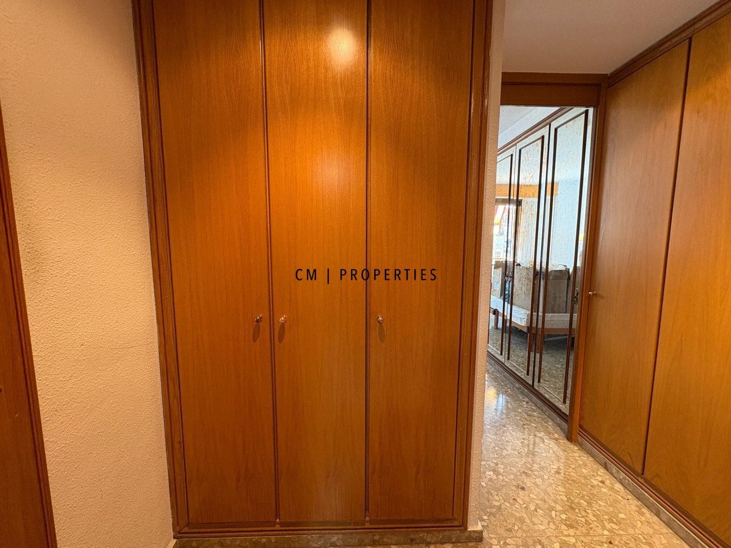 3 bedroom Flat for rent in Valencia city - € 1,500 (Ref: 9691639)