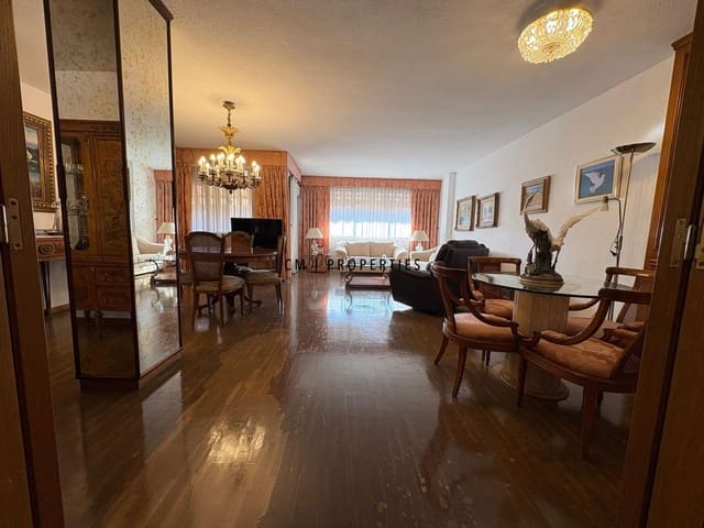 Piso de 3 habitaciones en València ciudad en alquiler - 1.500 € (Ref: 9691639)