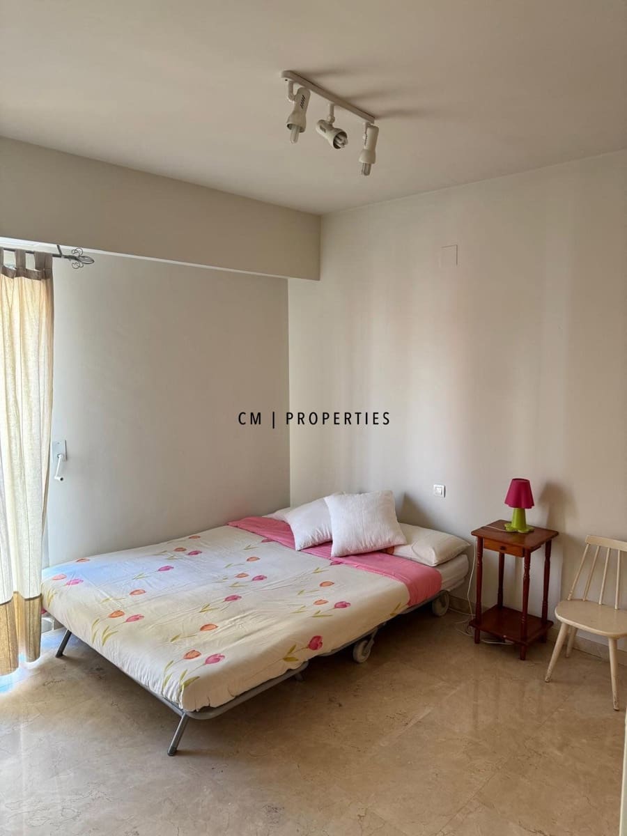 3 sovrum Hus att hyra i Rocafort med garage - 1 800 € (Ref: 9697839)