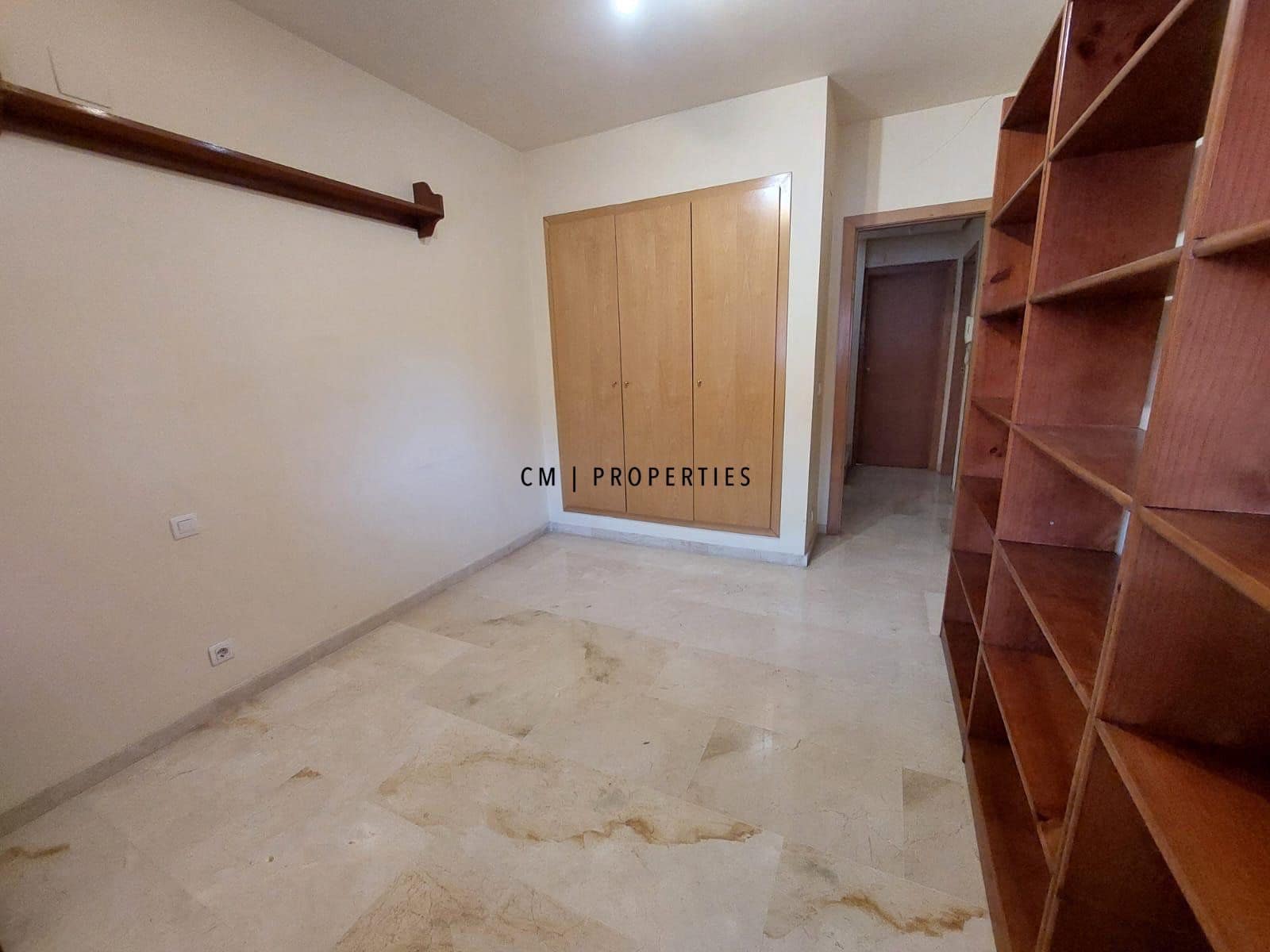 3 sovrum Hus att hyra i Rocafort med garage - 1 800 € (Ref: 9697839)