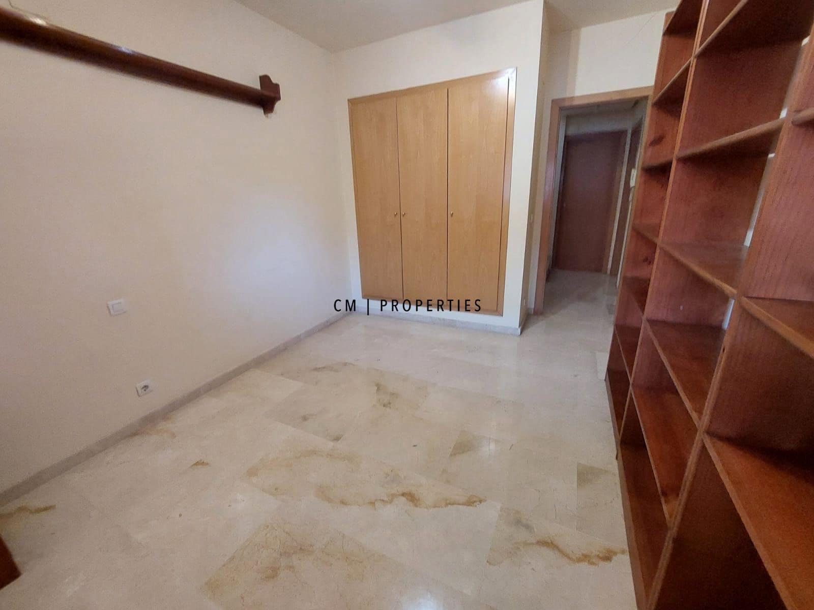 3 sovrum Hus att hyra i Rocafort med garage - 1 800 € (Ref: 9697839)