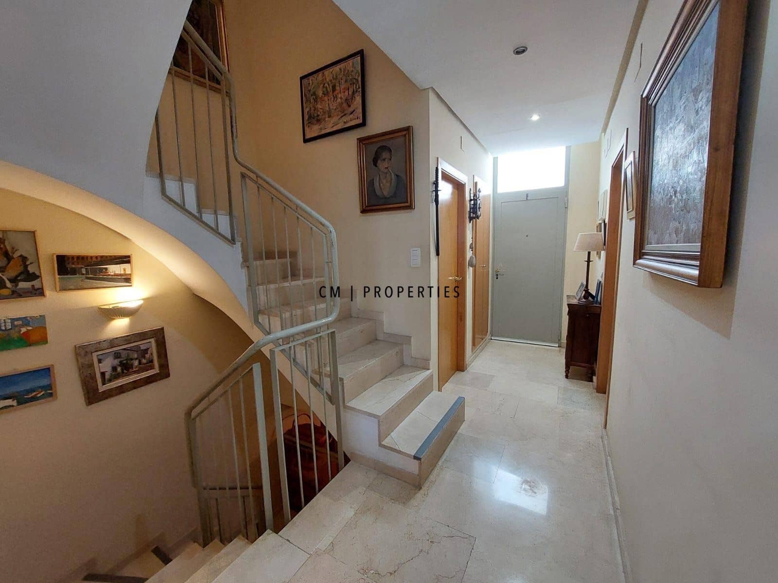 3 sovrum Hus att hyra i Rocafort med garage - 1 800 € (Ref: 9697839)