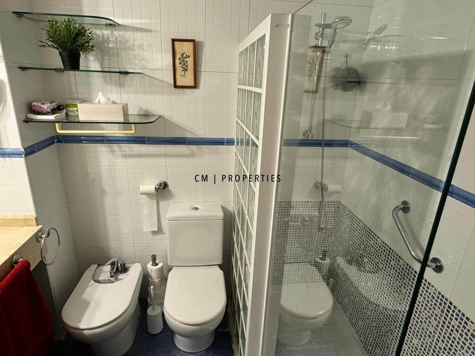 3 sovrum Hus att hyra i Rocafort med garage - 1 800 € (Ref: 9697839)