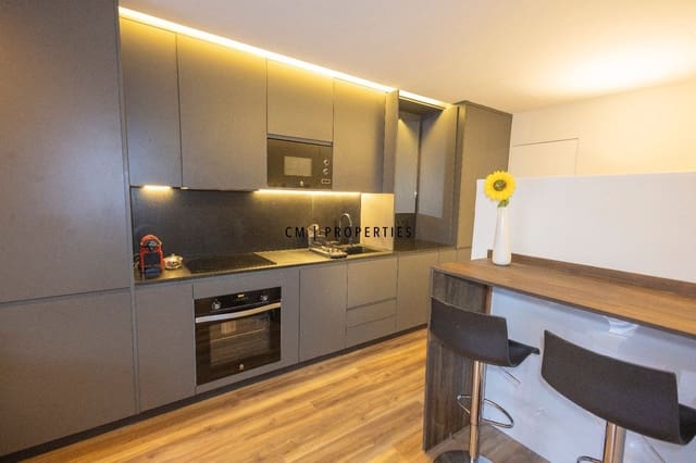 1 bedroom Flat for rent in Extramurs, Valencia city - € 1,200 (Ref: 9699245)