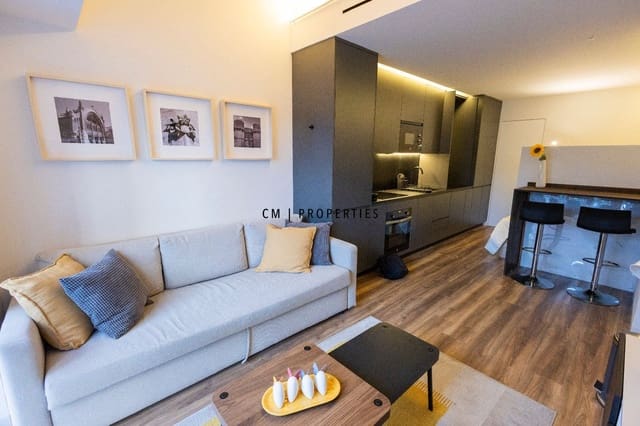 1 bedroom Flat for rent in Extramurs, Valencia city - € 1,200 (Ref: 9699245)