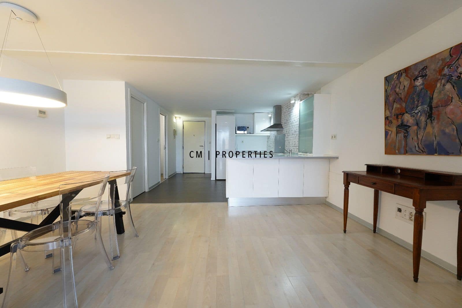 1 bedroom Flat for rent in Valencia city with pool garage - € 1,300 (Ref: 9699246)