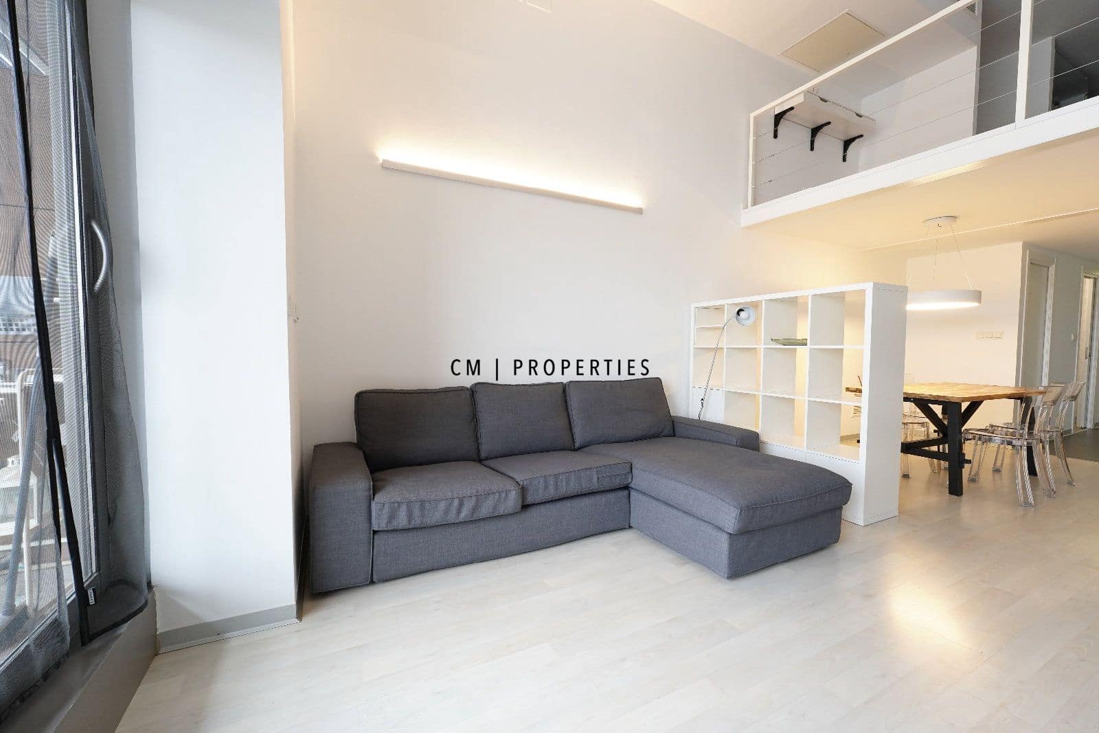 1 bedroom Flat for rent in Valencia city with pool garage - € 1,300 (Ref: 9699246)