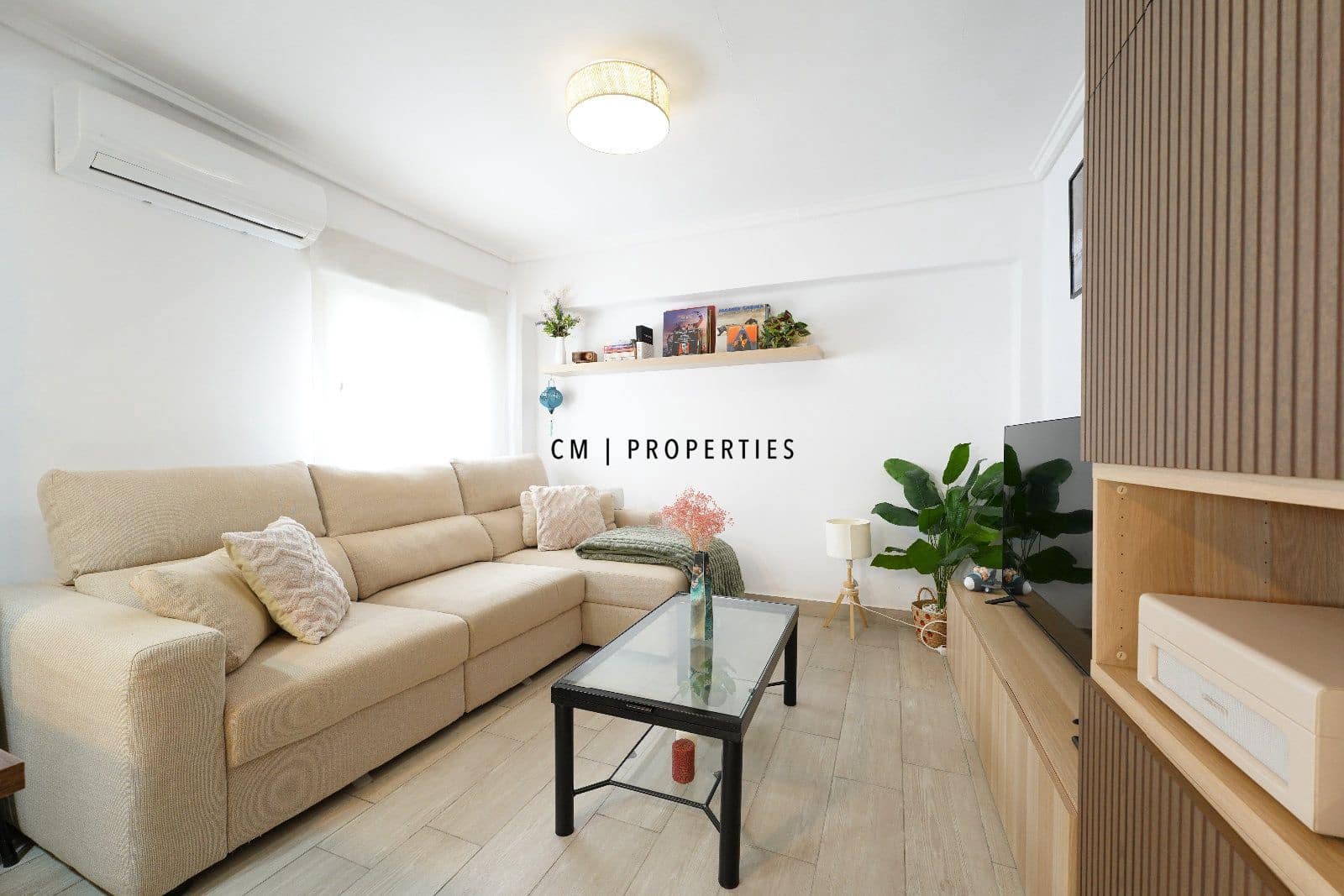 2 sypialnia Mieszkanie do wynajęcia w Miasto Walencja - 1 000 € (Ref: 9699782)