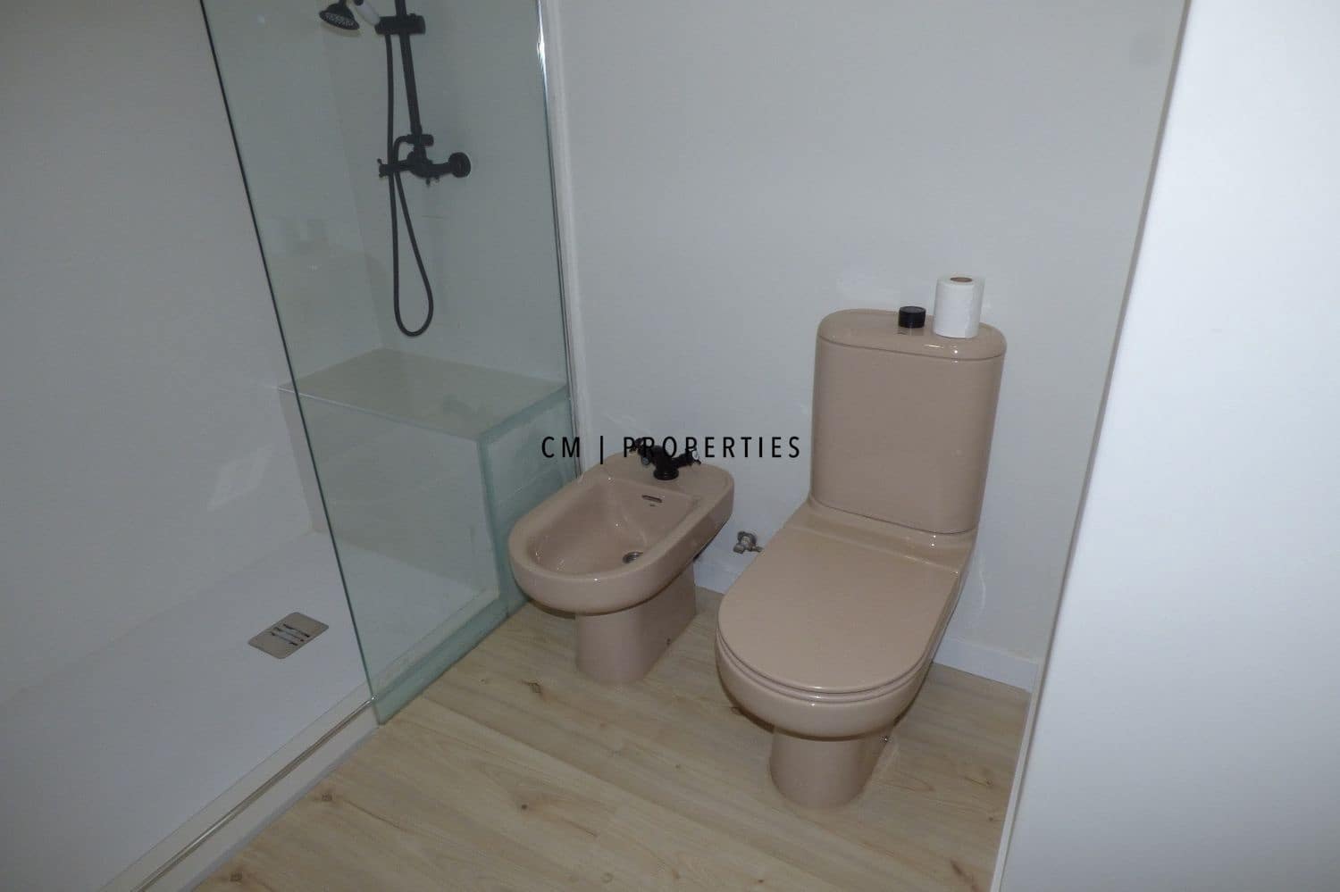 4 bedroom Flat for rent in Valencia city - € 1,800 (Ref: 9699980)