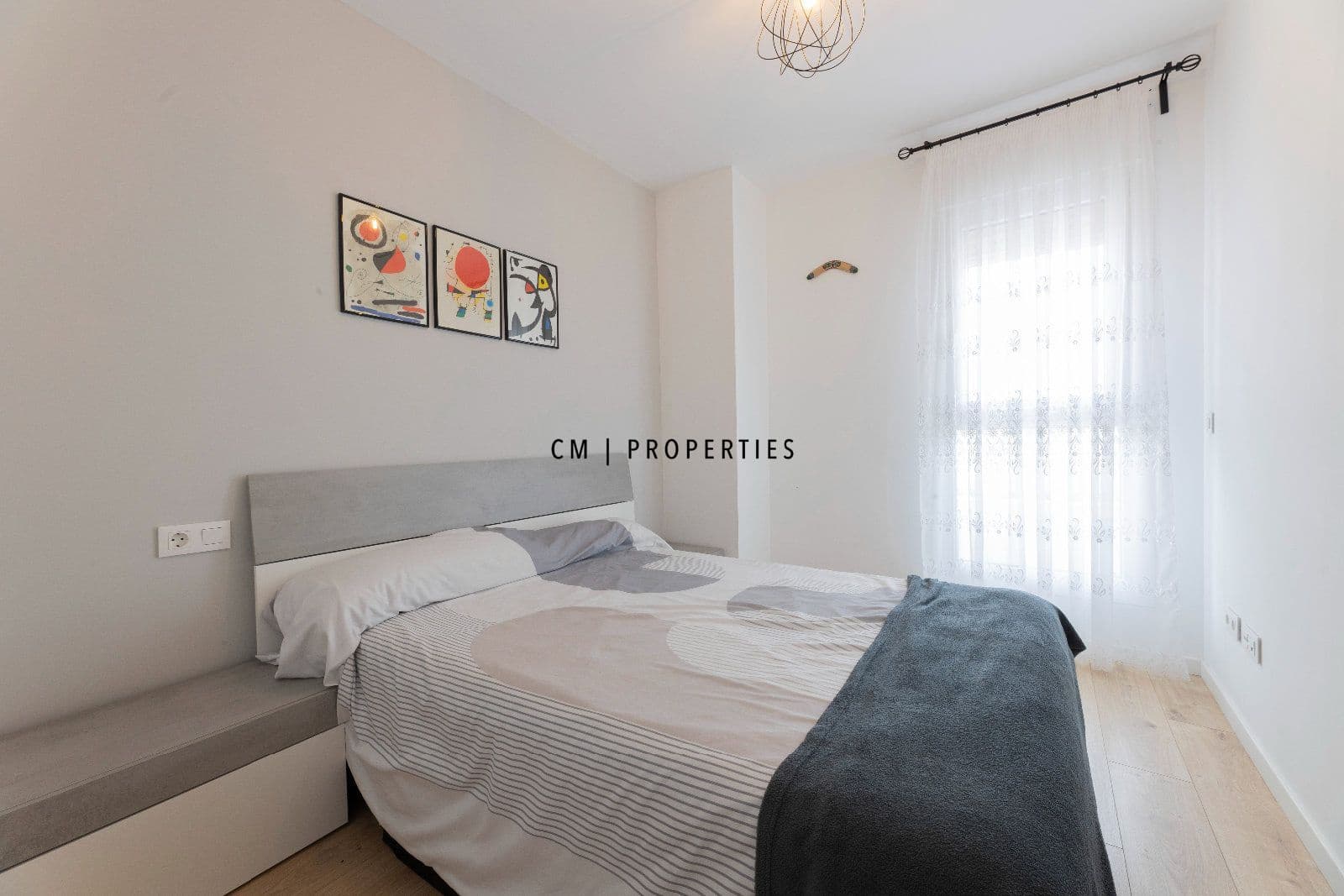 3 bedroom Flat for rent in Valencia city with pool garage - € 2,250 (Ref: 9700081)