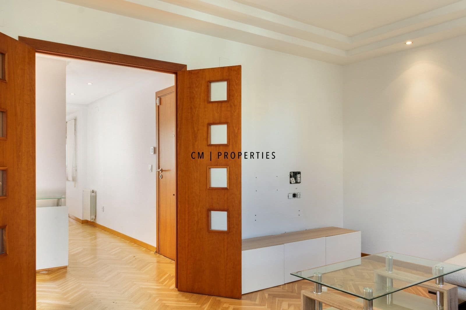 2 bedroom Penthouse for rent in Valencia city with garage - € 1,950 (Ref: 9700082)