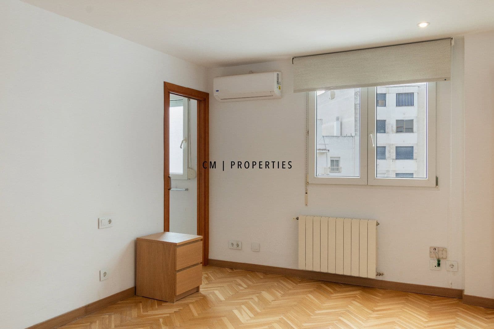 2 bedroom Penthouse for rent in Valencia city with garage - € 1,950 (Ref: 9700082)