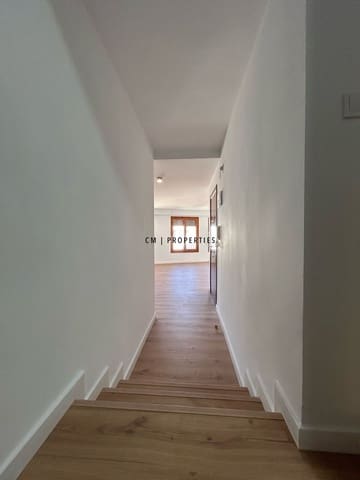 Penthouse de 3 chambres à louer à Sagunto / Sagunt - 1 200 € (Ref: 9700162)