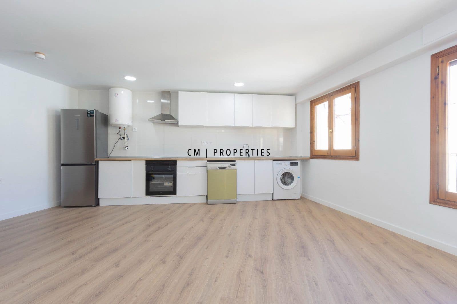 Ático de 3 habitaciones en Sagunto / Sagunt en alquiler - 1.200 € (Ref: 9700162)