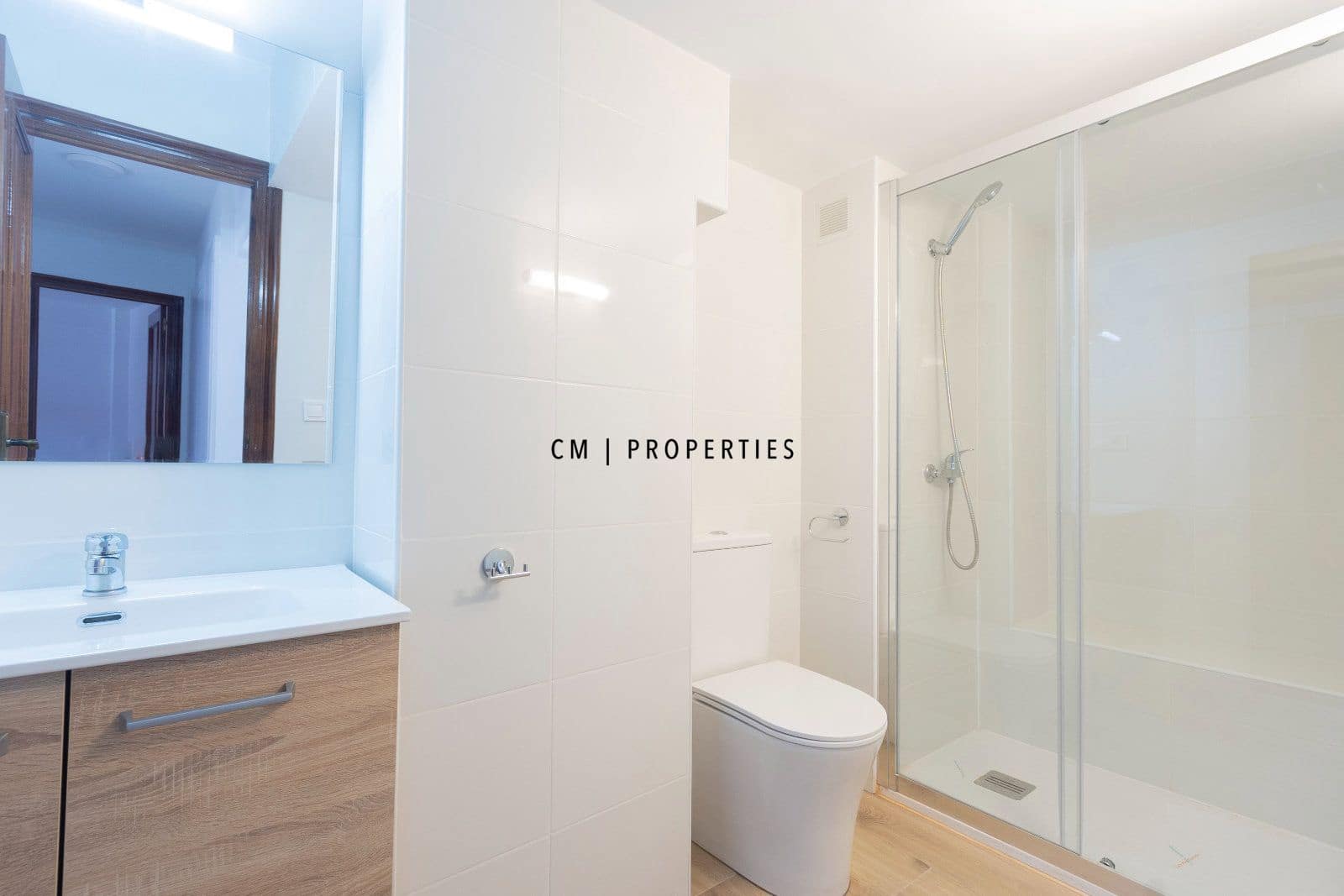 Ático de 3 habitaciones en Sagunto / Sagunt en alquiler - 1.200 € (Ref: 9700162)