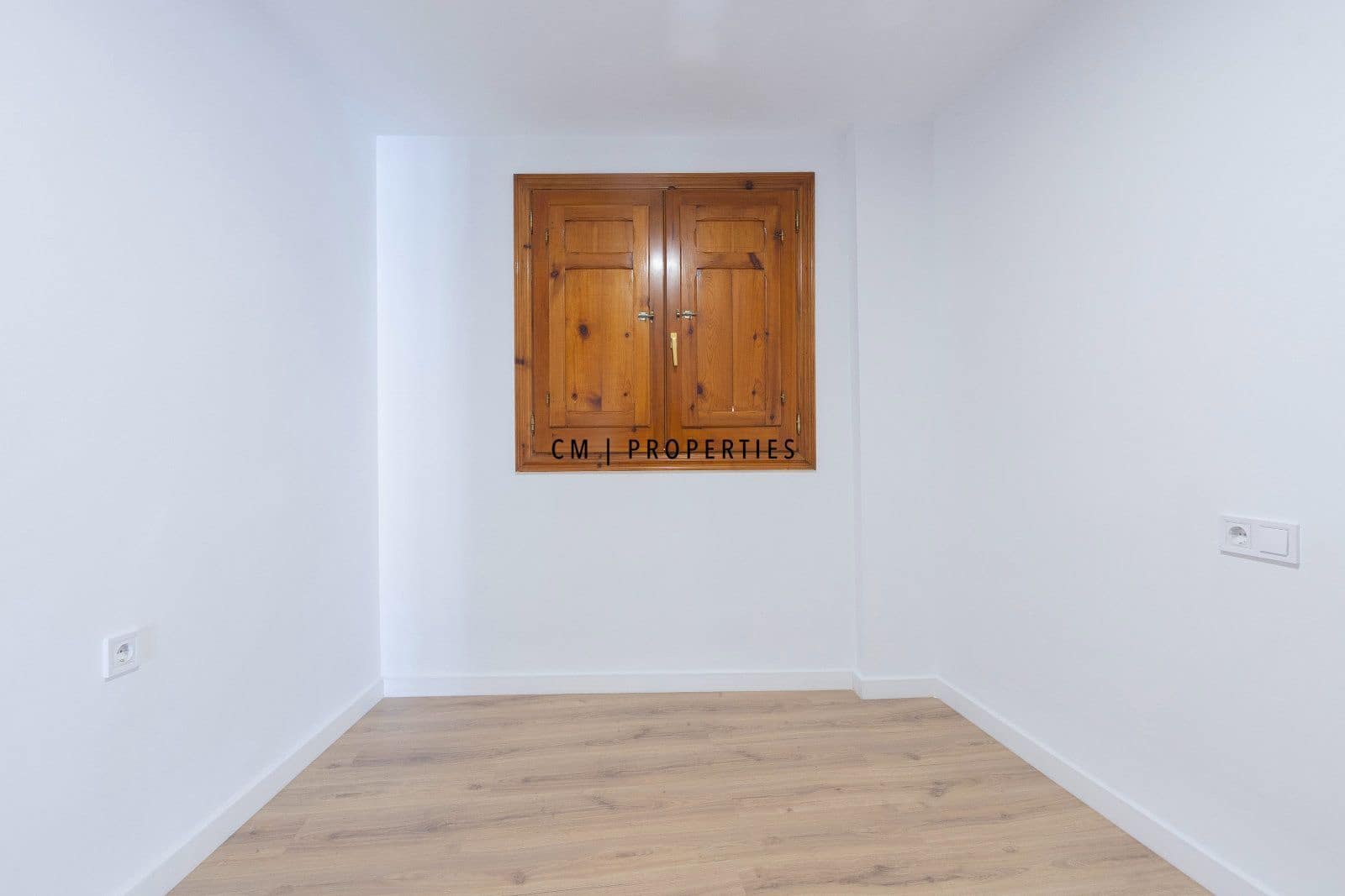 Ático de 3 habitaciones en Sagunto / Sagunt en alquiler - 1.200 € (Ref: 9700162)