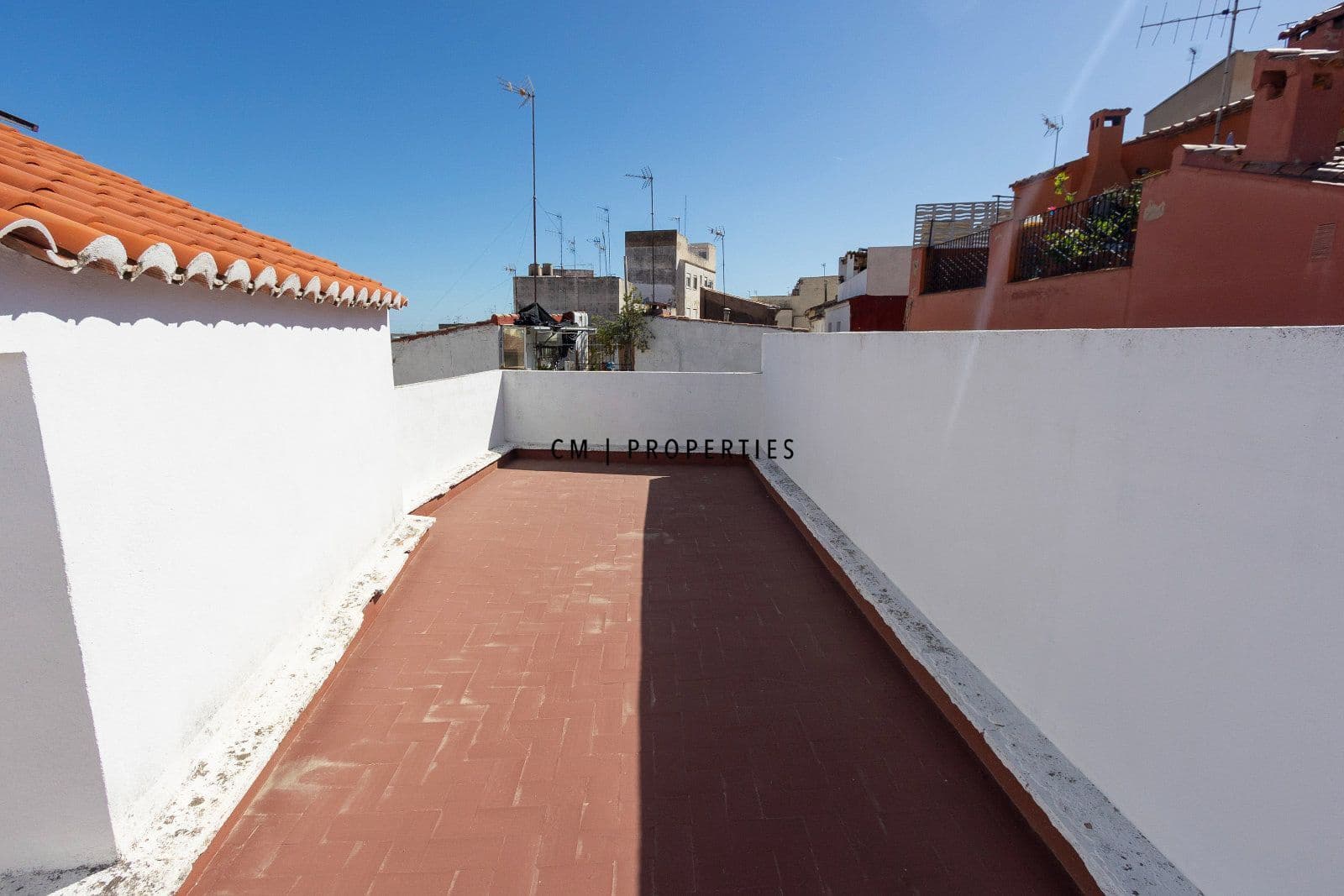 Ático de 3 habitaciones en Sagunto / Sagunt en alquiler - 1.200 € (Ref: 9700162)