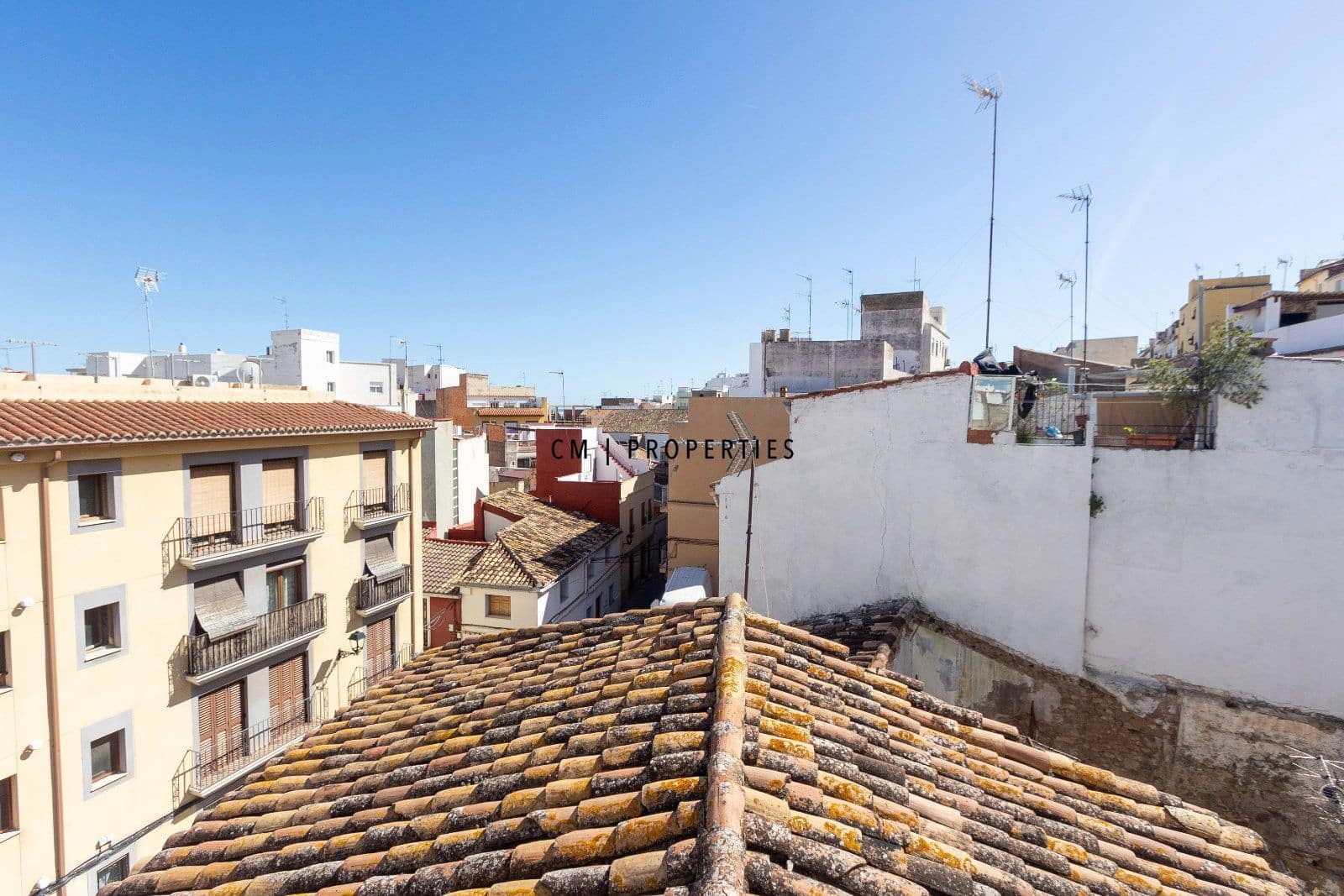 Ático de 3 habitaciones en Sagunto / Sagunt en alquiler - 1.200 € (Ref: 9700162)