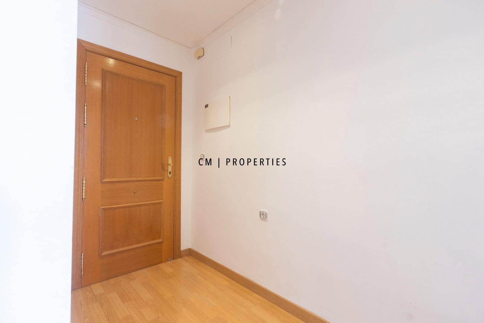 Ático de 3 habitaciones en Sagunto / Sagunt en alquiler con garaje - 1.600 € (Ref: 9700163)