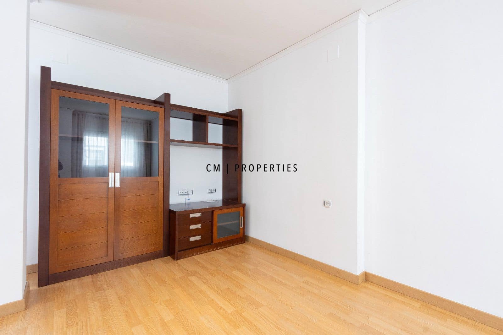Ático de 3 habitaciones en Sagunto / Sagunt en alquiler con garaje - 1.600 € (Ref: 9700163)