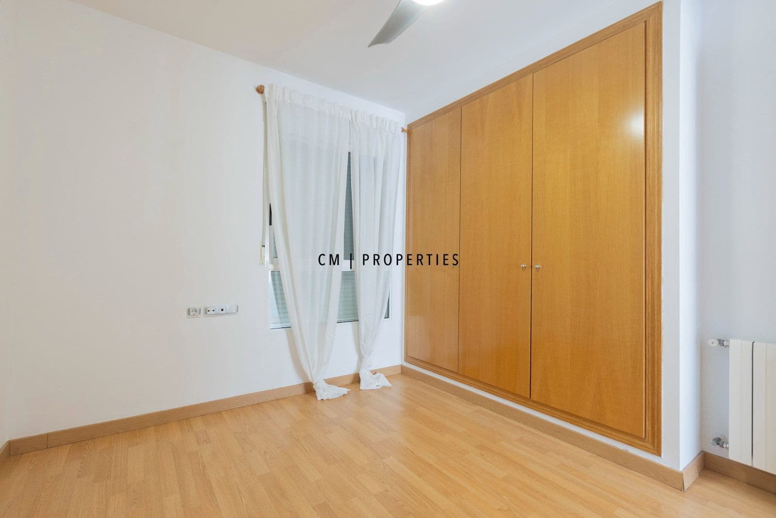 Ático de 3 habitaciones en Sagunto / Sagunt en alquiler con garaje - 1.600 € (Ref: 9700163)