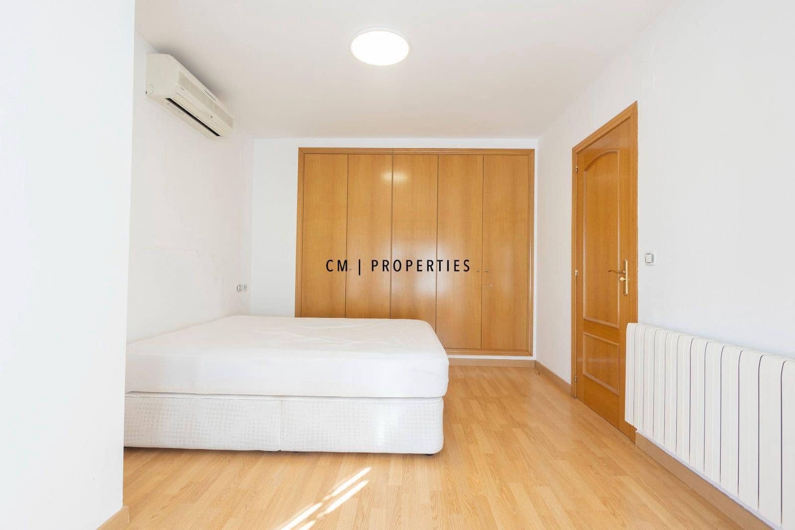 Ático de 3 habitaciones en Sagunto / Sagunt en alquiler con garaje - 1.600 € (Ref: 9700163)