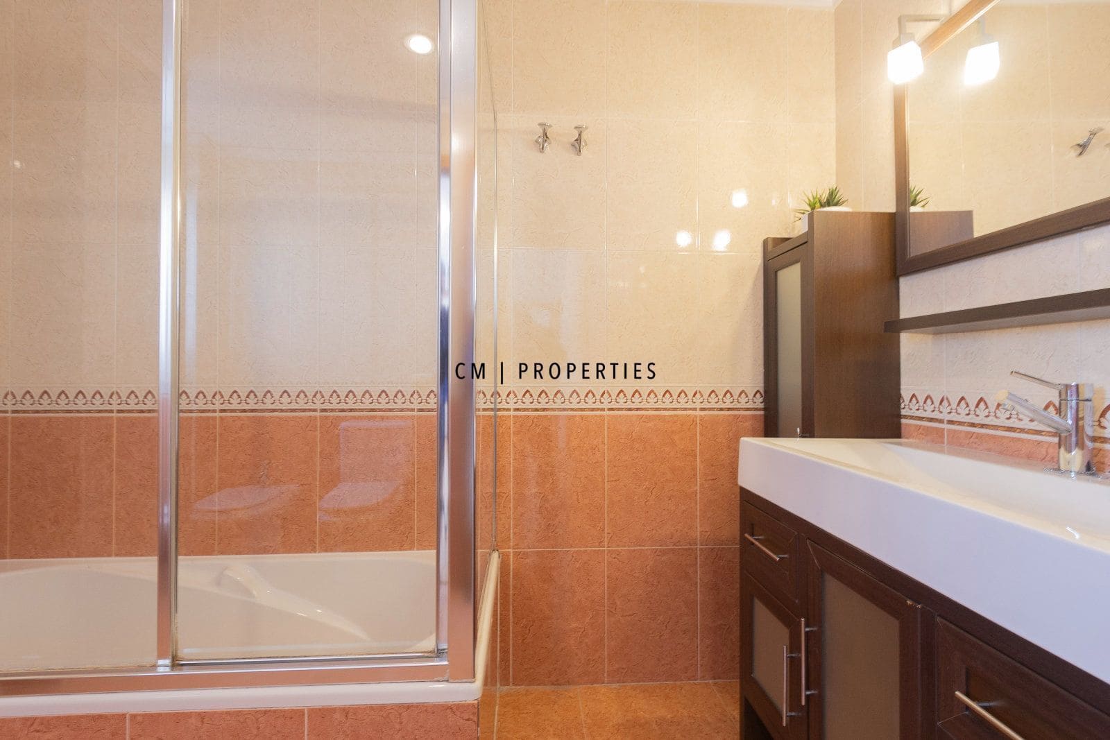 Ático de 3 habitaciones en Sagunto / Sagunt en alquiler con garaje - 1.600 € (Ref: 9700163)