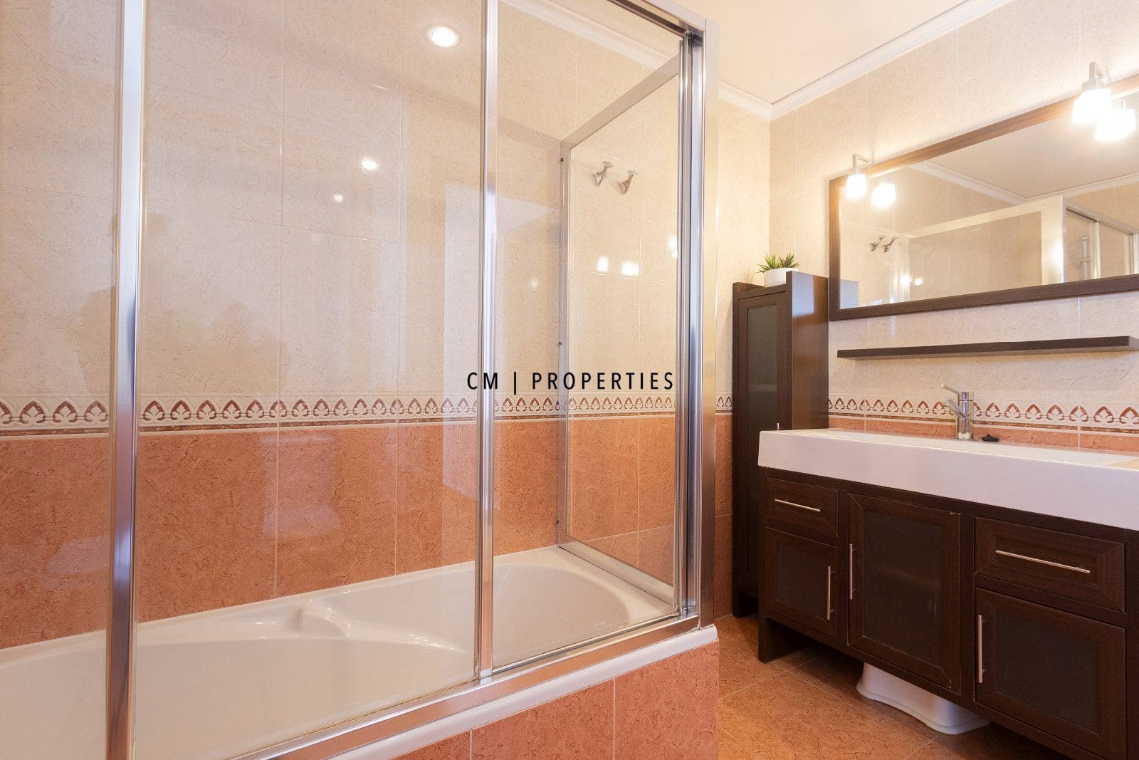 Ático de 3 habitaciones en Sagunto / Sagunt en alquiler con garaje - 1.600 € (Ref: 9700163)