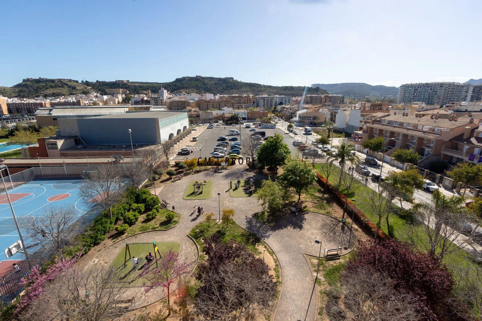 Ático de 3 habitaciones en Sagunto / Sagunt en alquiler con garaje - 1.600 € (Ref: 9700163)