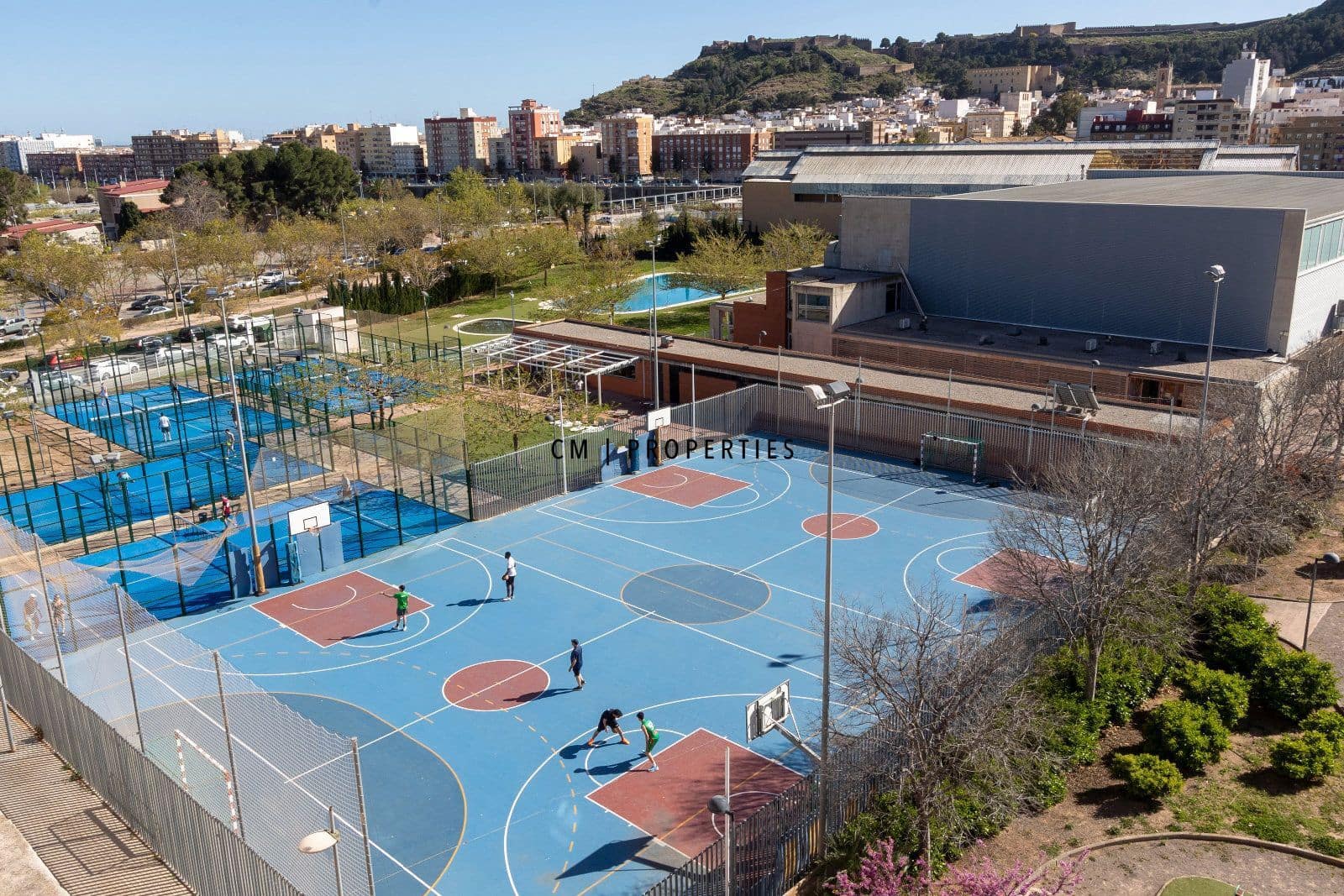 Ático de 3 habitaciones en Sagunto / Sagunt en alquiler con garaje - 1.600 € (Ref: 9700163)