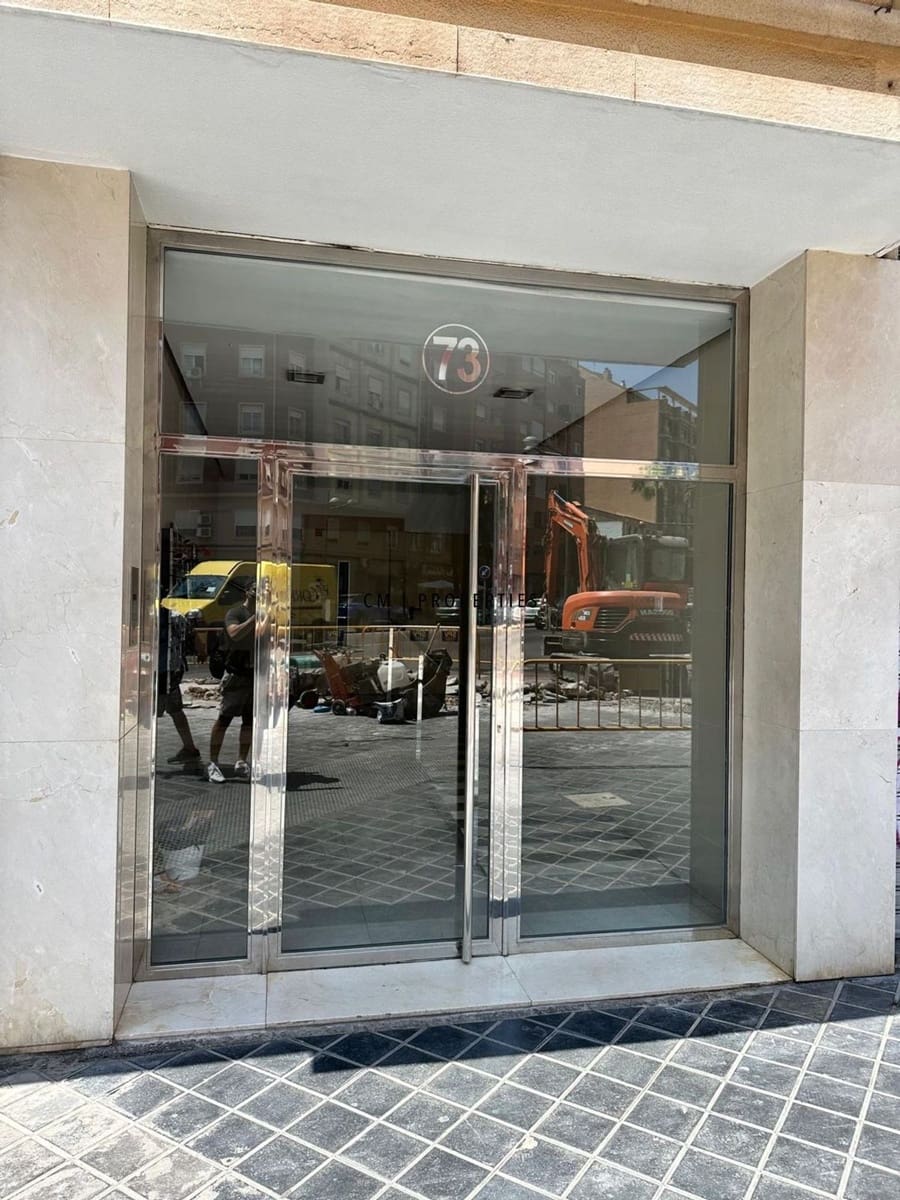 3 Zimmer Wohnung zu vermieten in Valencia Stadt - 1.800 € (Ref: 9700164)