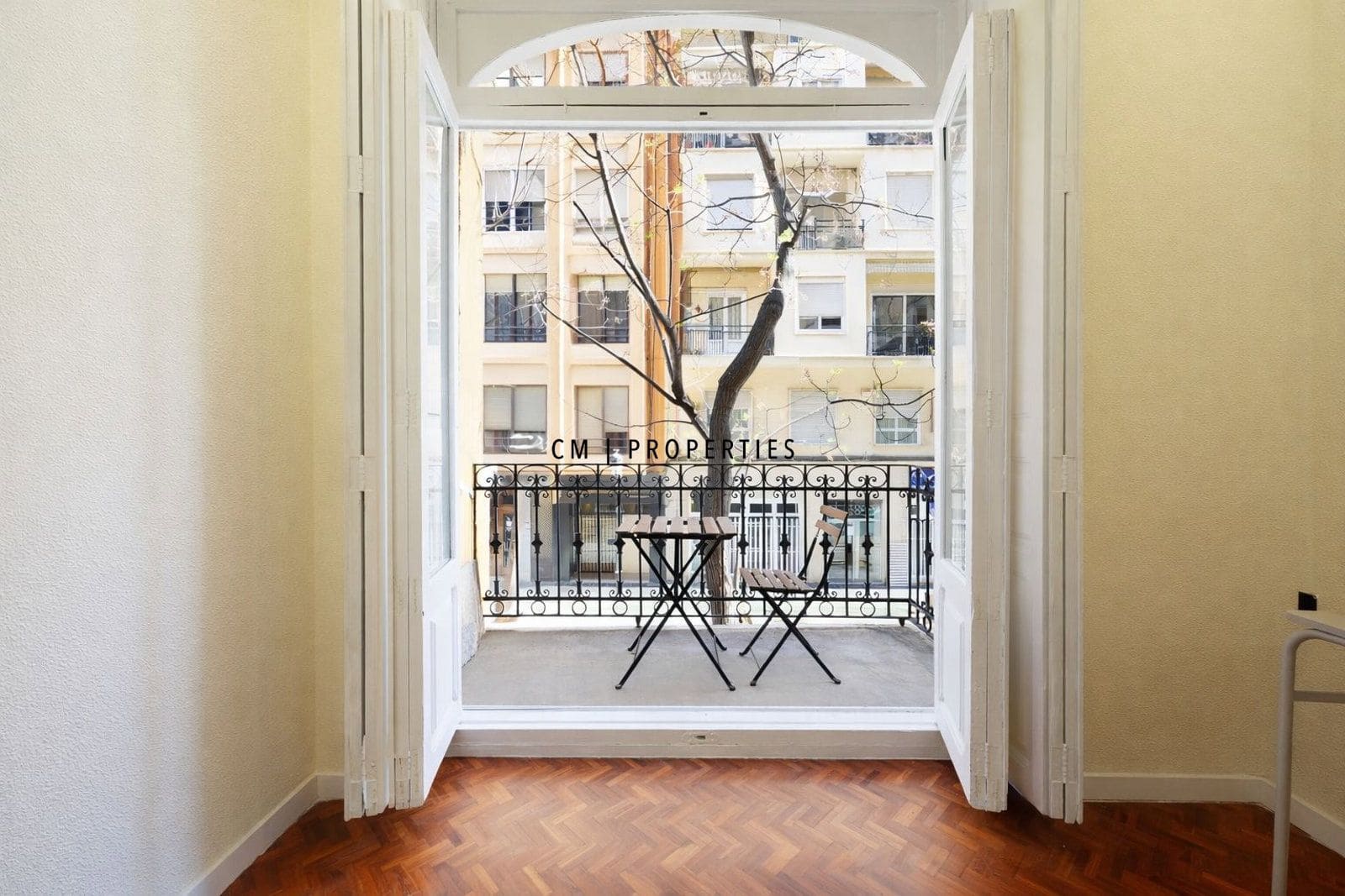 4 Zimmer Wohnung zu vermieten in Valencia Stadt - 2.400 € (Ref: 9703248)