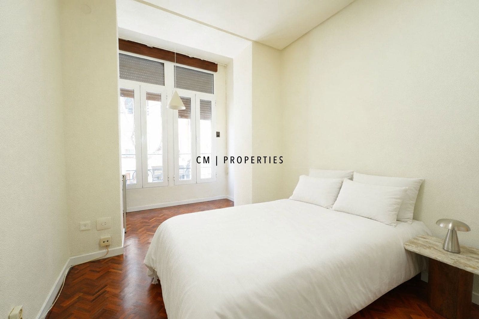 4 Zimmer Wohnung zu vermieten in Valencia Stadt - 2.400 € (Ref: 9703248)