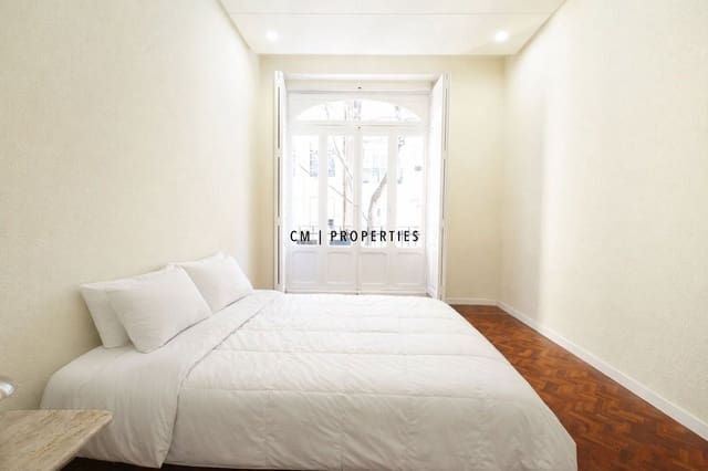 4 Zimmer Wohnung zu vermieten in L'Eixample, València Stadt - 2.400 € (Ref: 9703248)