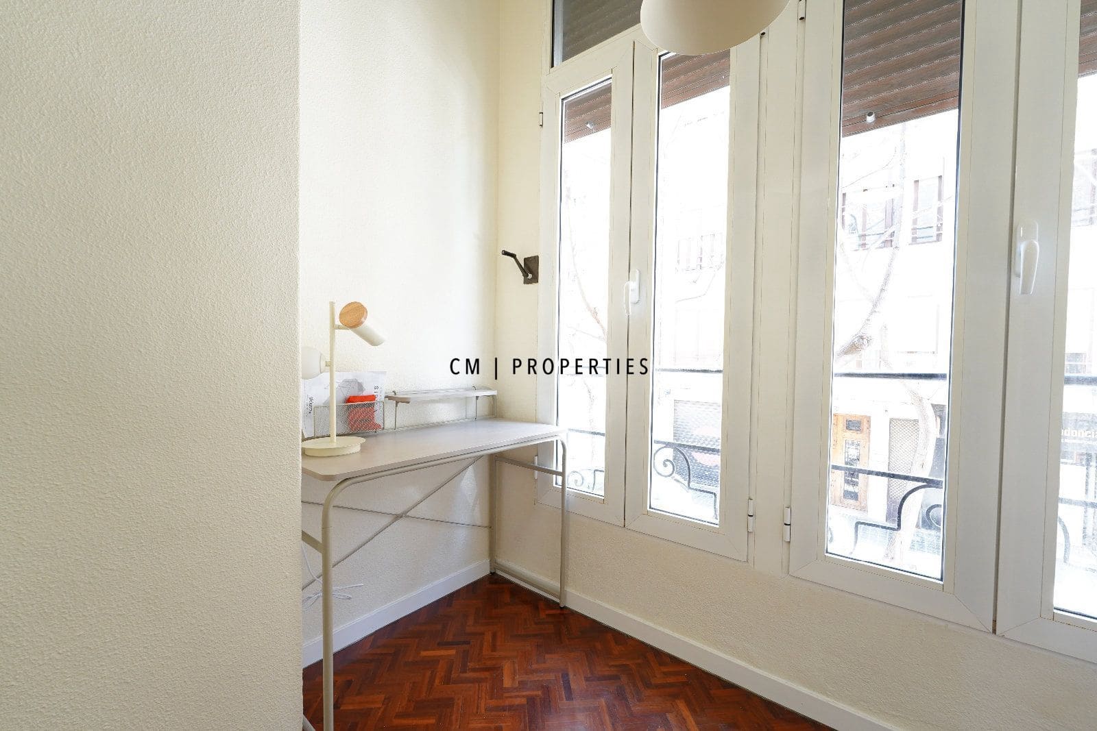 4 Zimmer Wohnung zu vermieten in Valencia Stadt - 2.400 € (Ref: 9703248)