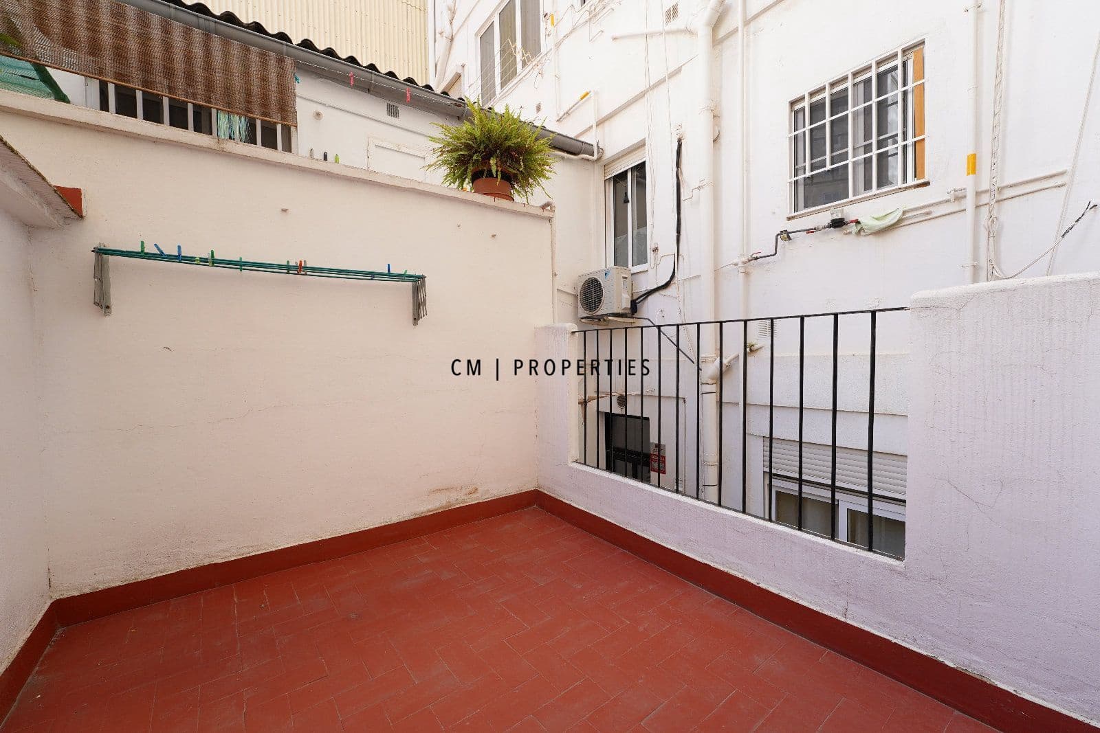 4 Zimmer Wohnung zu vermieten in Valencia Stadt - 2.400 € (Ref: 9703248)