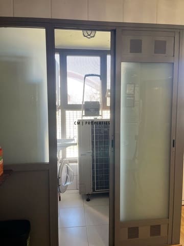 4 bedroom Flat for rent in Valencia city with pool garage - € 2,600 (Ref: 9707951)