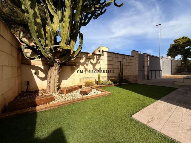 4 slaapkamer Villa te huur in La Pobla de Vallbona met zwembad - € 3.200 (Ref: 9708124)