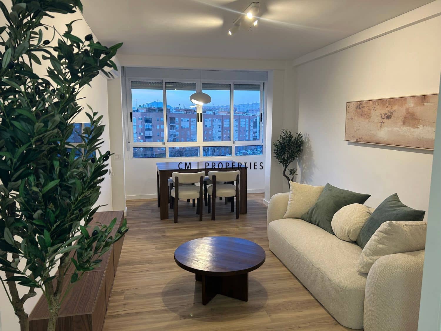 3 bedroom Flat for rent in Alicante / Alacant city - € 1,250 (Ref: 9709076)